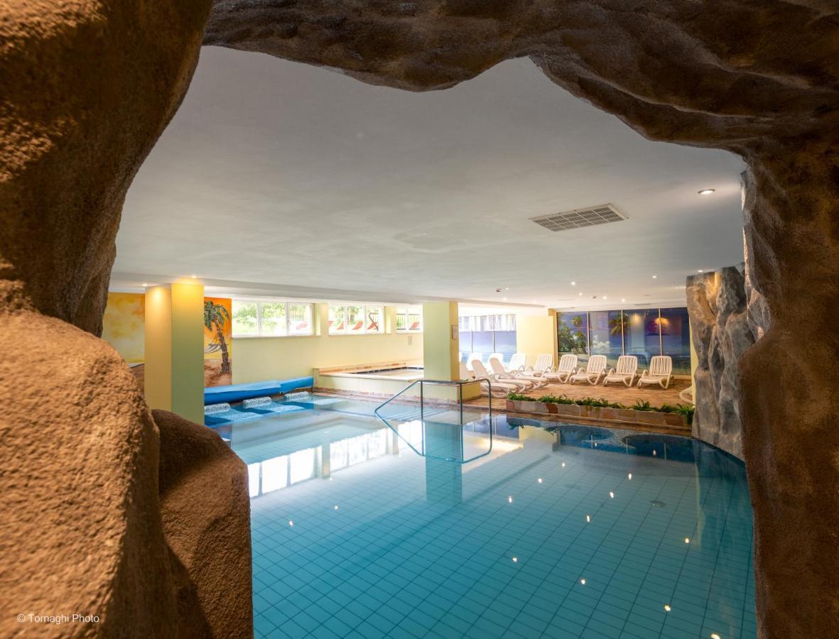 אנדלו Hotel Alpen מראה חיצוני תמונה