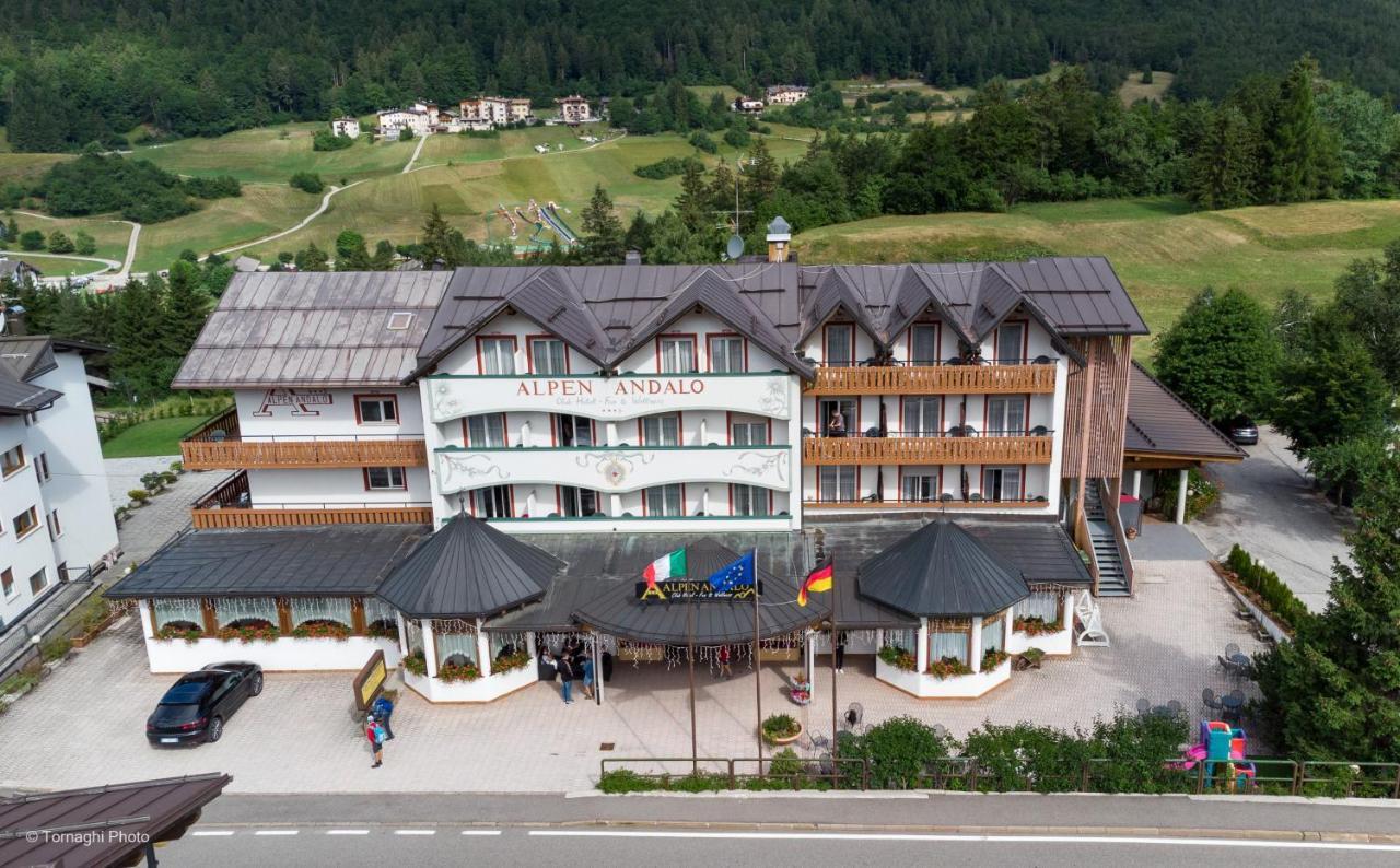 אנדלו Hotel Alpen מראה חיצוני תמונה
