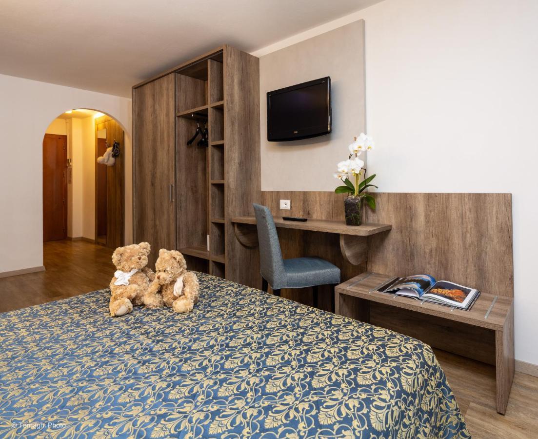 אנדלו Hotel Alpen מראה חיצוני תמונה