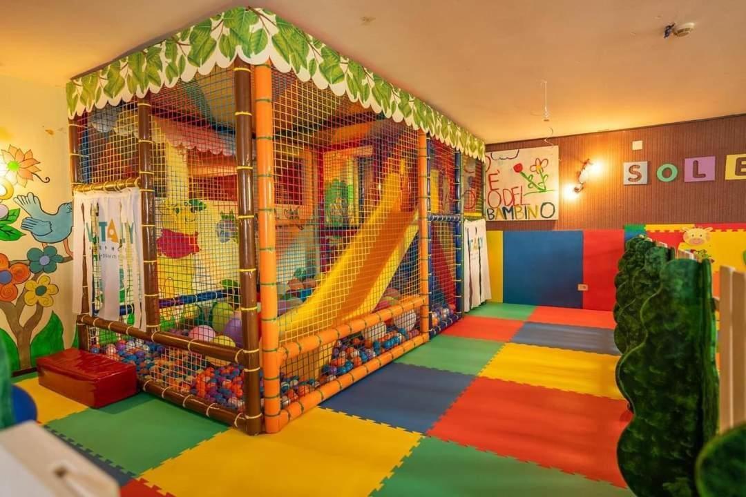אנדלו Hotel Alpen מראה חיצוני תמונה